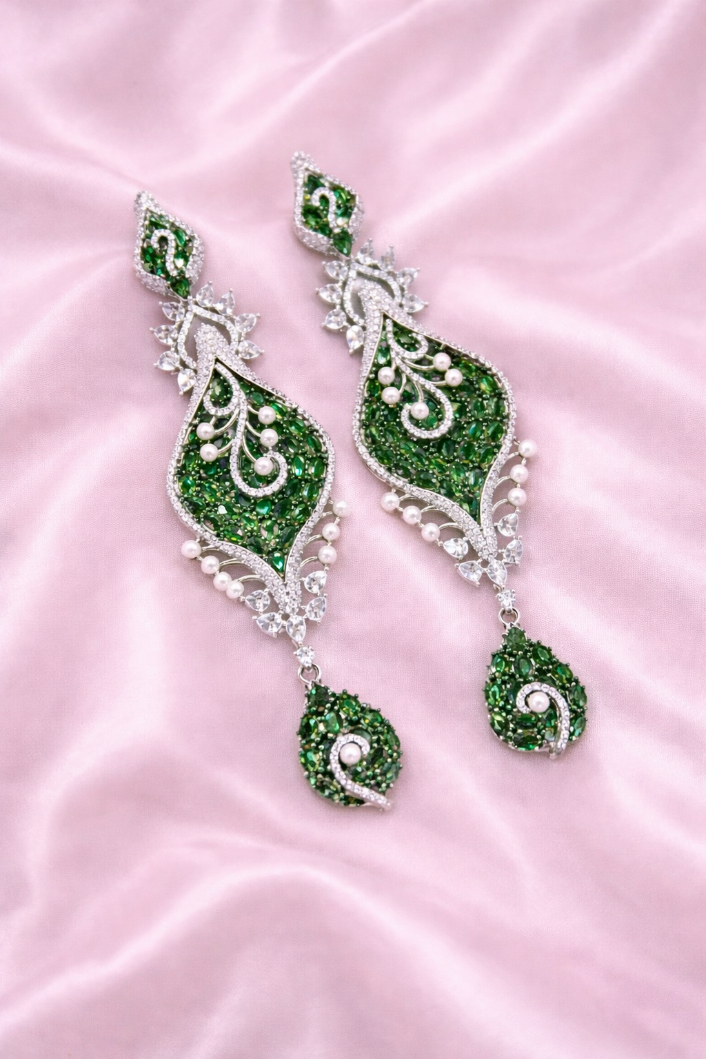 Emerald Pearl Heritage Drop Earrings